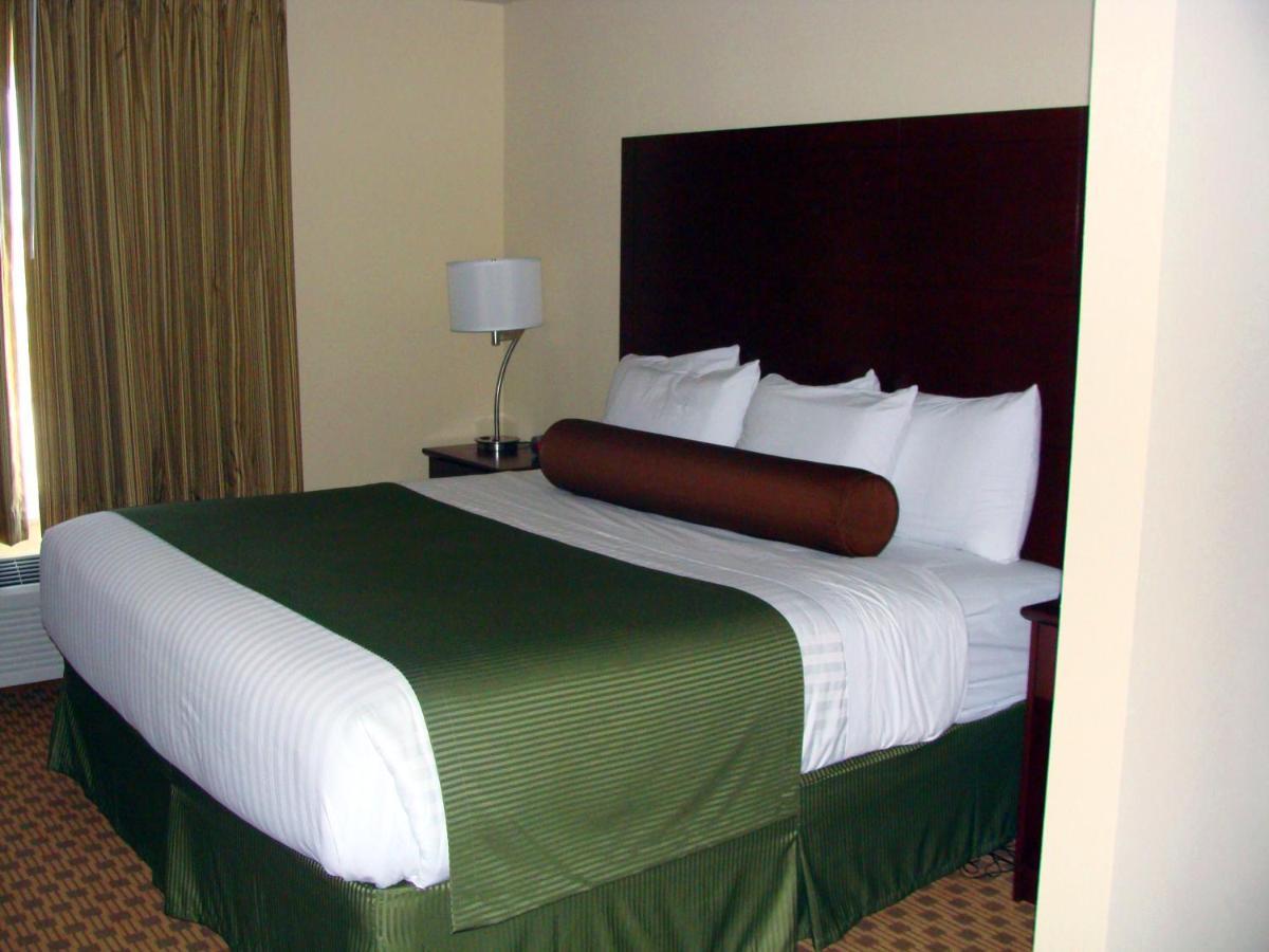 Cobblestone Hotel & Suites - Broken Bow Eksteriør billede