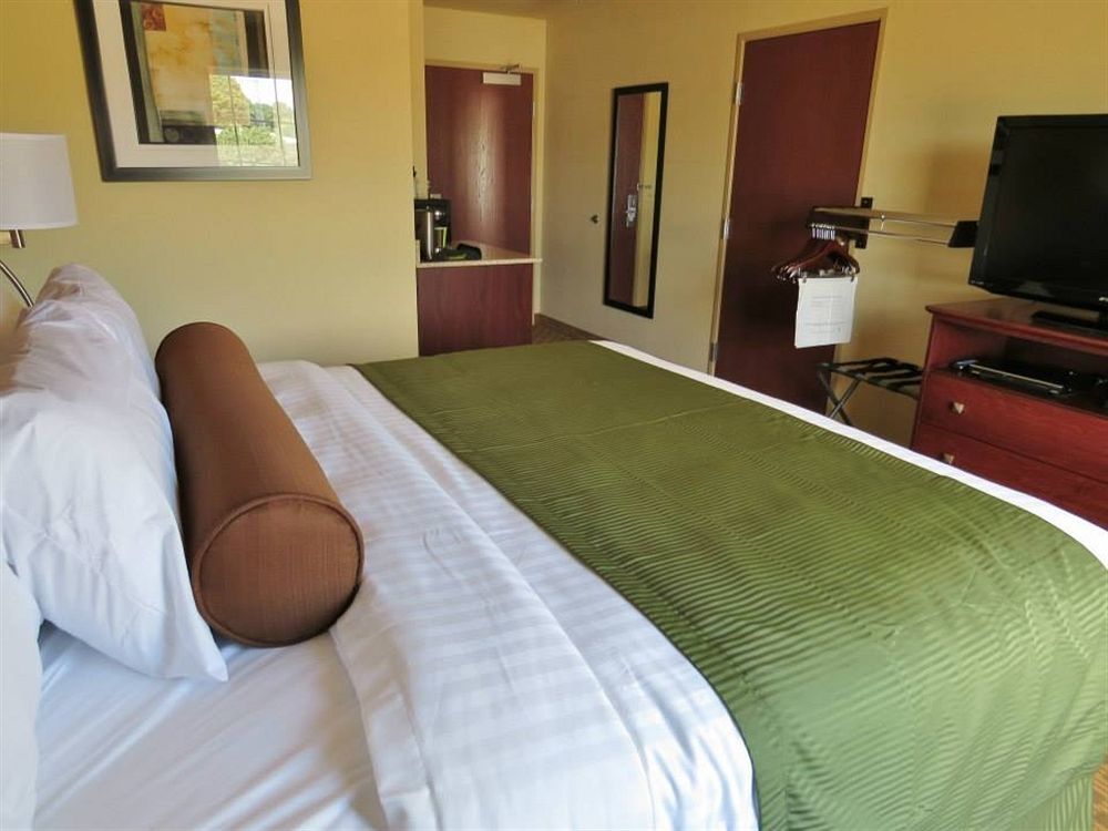 Cobblestone Hotel & Suites - Broken Bow Eksteriør billede
