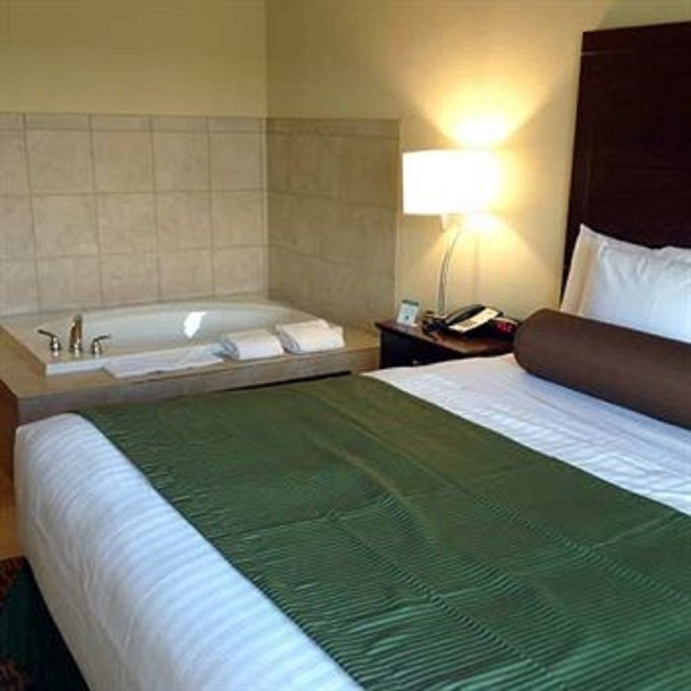 Cobblestone Hotel & Suites - Broken Bow Eksteriør billede